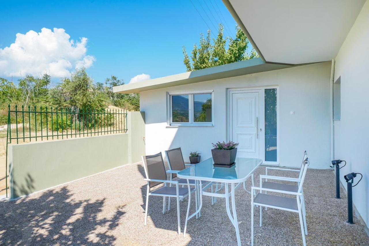 Villa Lithi يميناريا المظهر الخارجي الصورة