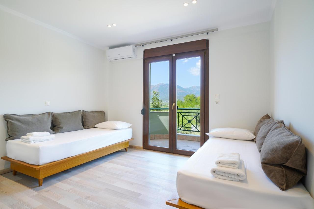 Villa Lithi يميناريا المظهر الخارجي الصورة